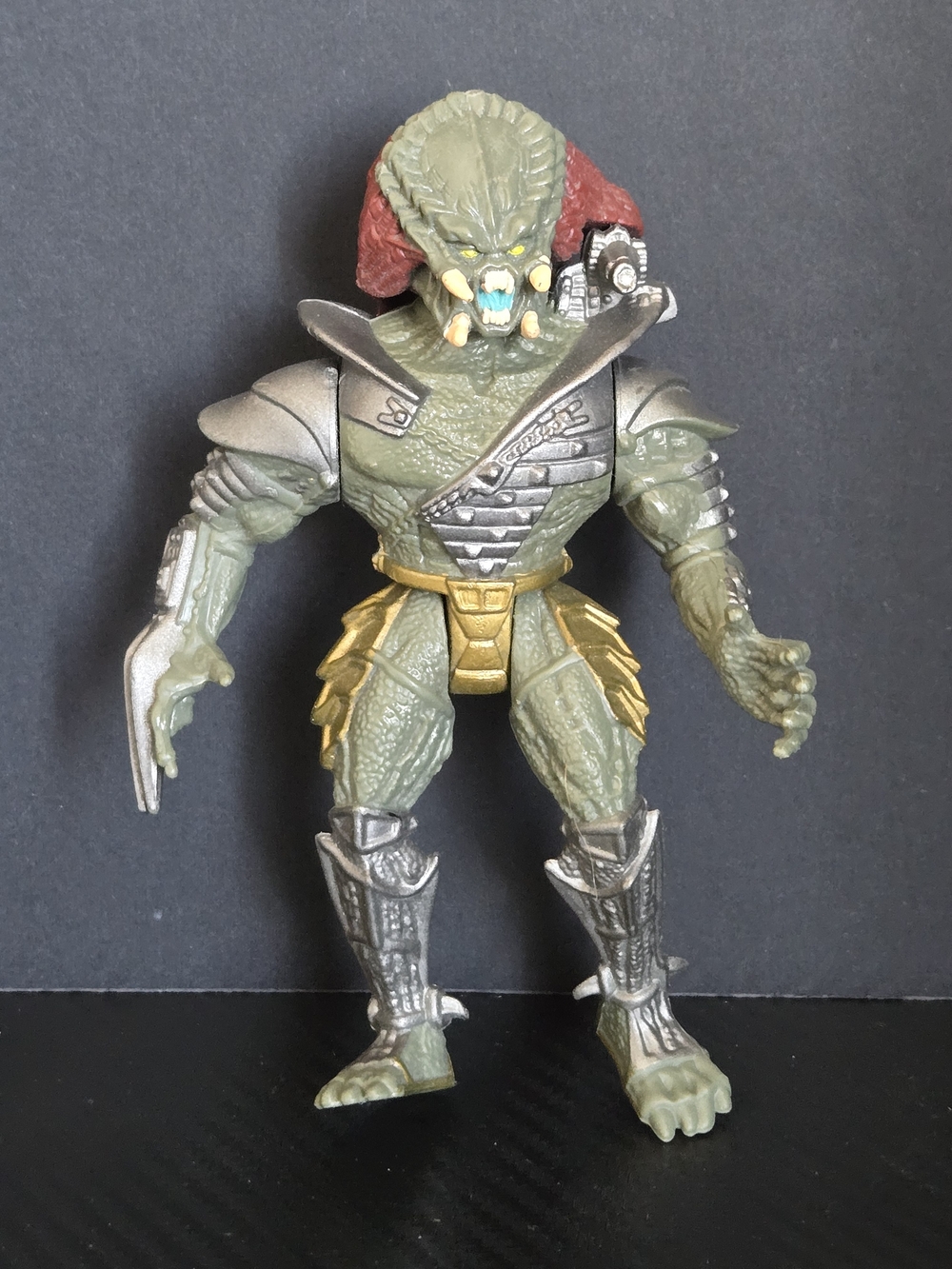 1993 Kenner The Ultimate Alien Hunter Scavage Predator 6" Loose Action Figure